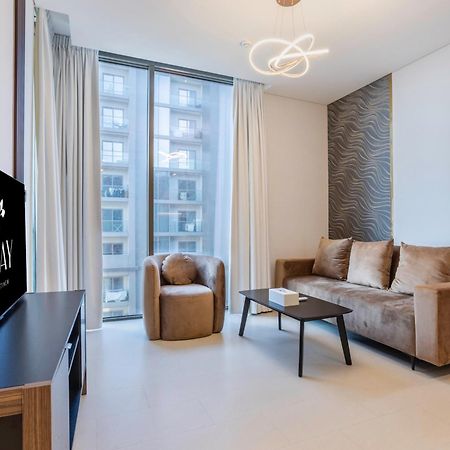 Stay By Latinem Luxury 1Br Plus Study Holiday Home Cv A2712 Near Downtown Dubái Exterior foto